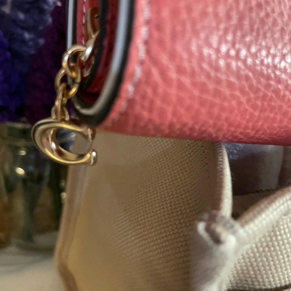 Peanuts x Coach Snap Wallet Lucy CBN89 IMBCV Bright Coral Multi